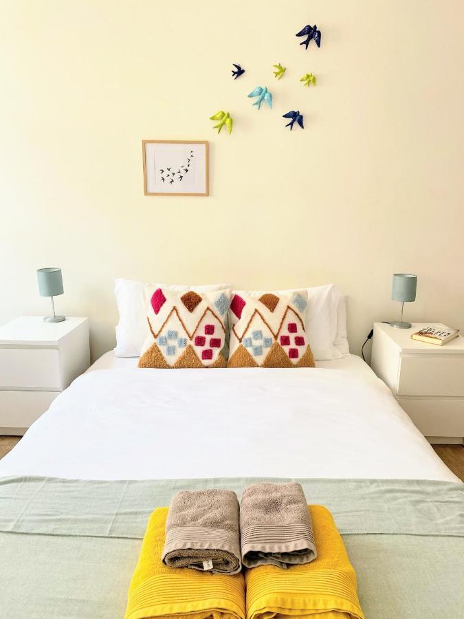 Portuguese Apartment In The Heart Of Лиссабон Экстерьер фото